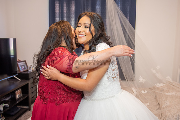 Liliana and Isaac wedding celebration at Noor Restaurant Event Center in Pasadena Ca, Pasadena City hall, photographer Gustavo Villarreal 323-633-8283