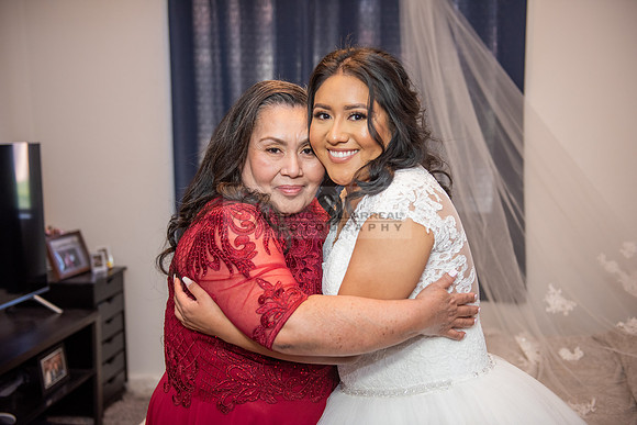 Liliana and Isaac wedding celebration at Noor Restaurant Event Center in Pasadena Ca, Pasadena City hall, photographer Gustavo Villarreal 323-633-8283