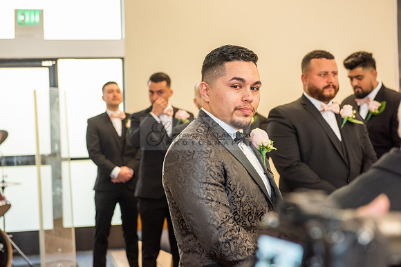Liliana and Isaac wedding celebration at Noor Restaurant Event Center in Pasadena Ca, Pasadena City hall, photographer Gustavo Villarreal 323-633-8283