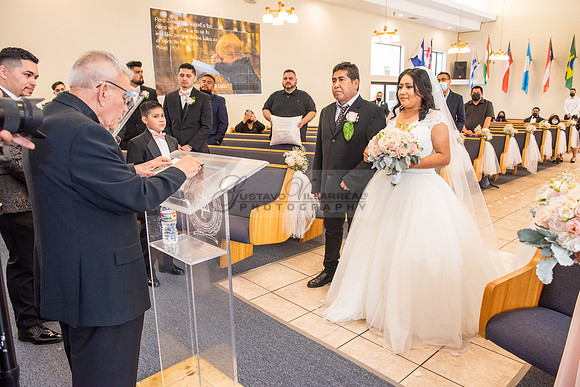 Liliana and Isaac wedding celebration at Noor Restaurant Event Center in Pasadena Ca, Pasadena City hall, photographer Gustavo Villarreal 323-633-8283