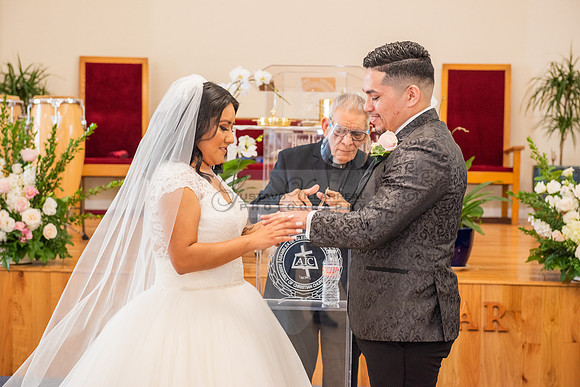 Liliana and Isaac wedding celebration at Noor Restaurant Event Center in Pasadena Ca, Pasadena City hall, photographer Gustavo Villarreal 323-633-8283