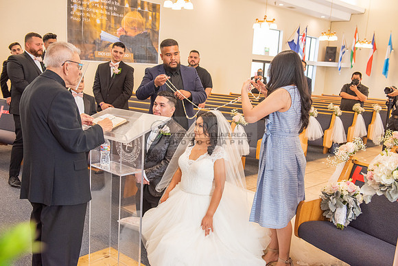 Liliana and Isaac wedding celebration at Noor Restaurant Event Center in Pasadena Ca, Pasadena City hall, photographer Gustavo Villarreal 323-633-8283