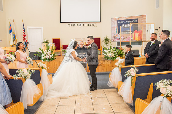 Liliana and Isaac wedding celebration at Noor Restaurant Event Center in Pasadena Ca, Pasadena City hall, photographer Gustavo Villarreal 323-633-8283