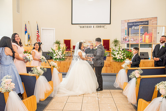 Liliana and Isaac wedding celebration at Noor Restaurant Event Center in Pasadena Ca, Pasadena City hall, photographer Gustavo Villarreal 323-633-8283