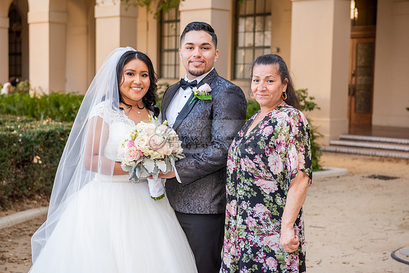 Liliana and Isaac wedding celebration at Noor Restaurant Event Center in Pasadena Ca, Pasadena City hall, photographer Gustavo Villarreal 323-633-8283