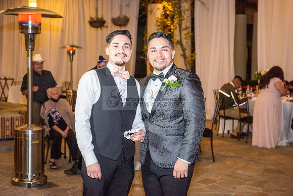 Liliana and Isaac wedding celebration at Noor Restaurant Event Center in Pasadena Ca, Pasadena City hall, photographer Gustavo Villarreal 323-633-8283