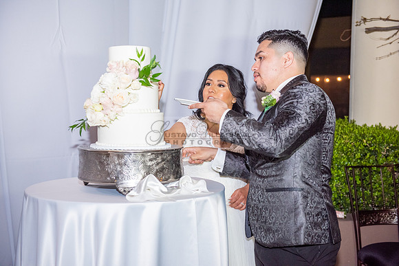 Liliana and Isaac wedding celebration at Noor Restaurant Event Center in Pasadena Ca, Pasadena City hall, photographer Gustavo Villarreal 323-633-8283