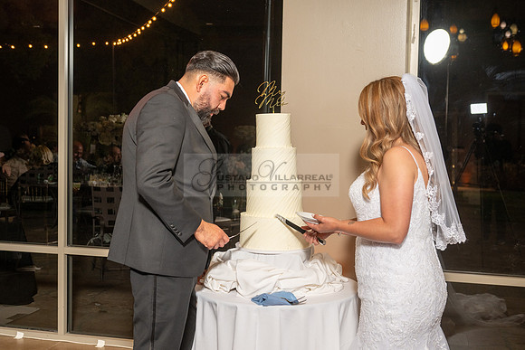 Alberto y Lourdes wedding celebration, photographer, videographer at Rio Hondo country Club in Downey Ca. Gustavo Villarreal photography, 323-633-8283, www.gvphotoandvideo.com