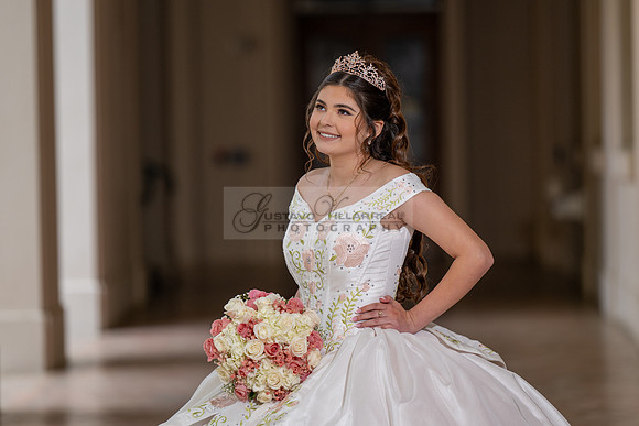 Natalie Gutierrez quinceañera photoshoot at the beautiful and historic place in Pasadena Ca. wedding and sweet 16th Photographer Gustavo Villarreal, 323-633-8283