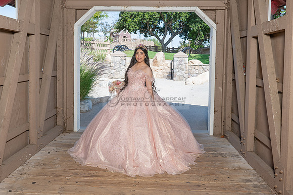 Grace Navarrete quinceanera photography, videography session at Heritage Park in Cerritos Ca, Gustavo Villarreal Photography, 323-633-8283, www.gvphotoandvideo.com