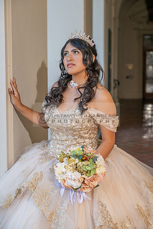 Siane-quinceanera-photo-shoot-at-pasadena-city-hall-pasadena-ca-photographer-videographer-gustavo-villarreal-323-633-8283