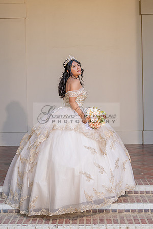 Siane-quinceanera-photo-shoot-at-pasadena-city-hall-pasadena-ca-photographer-videographer-gustavo-villarreal-323-633-8283