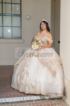 Siane-quinceanera-photo-shoot-at-pasadena-city-hall-pasadena-ca-photographer-videographer-gustavo-villarreal-323-633-8283