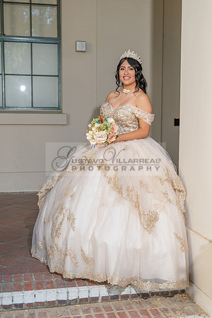 Siane-quinceanera-photo-shoot-at-pasadena-city-hall-pasadena-ca-photographer-videographer-gustavo-villarreal-323-633-8283