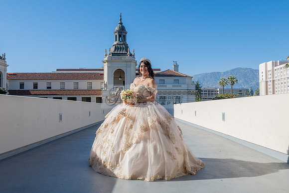 Siane-quinceanera-photo-shoot-at-pasadena-city-hall-pasadena-ca-photographer-videographer-gustavo-villarreal-323-633-8283