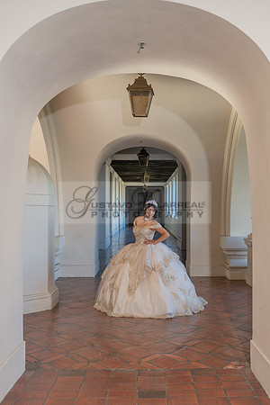 Siane-quinceanera-photo-shoot-at-pasadena-city-hall-pasadena-ca-photographer-videographer-gustavo-villarreal-323-633-8283