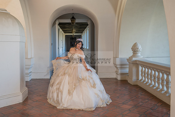 Siane-quinceanera-photo-shoot-at-pasadena-city-hall-pasadena-ca-photographer-videographer-gustavo-villarreal-323-633-8283