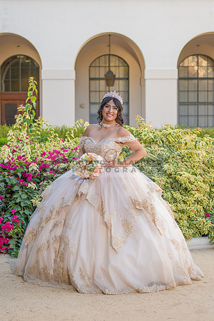 Siane-quinceanera-photo-shoot-at-pasadena-city-hall-pasadena-ca-photographer-videographer-gustavo-villarreal-323-633-8283