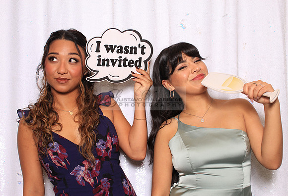 Stephanie and Albert wedding celebration, photo booth in Redondo Beach Ca, Gustavo Villarreal Photography, 323-633-8283, www.gvphotoandvideo.com