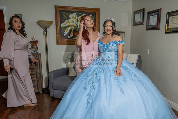 Ximena-Citlali-quinceanera-photo-session-photo-video-in-Montebello-Ca-323-633-8283
