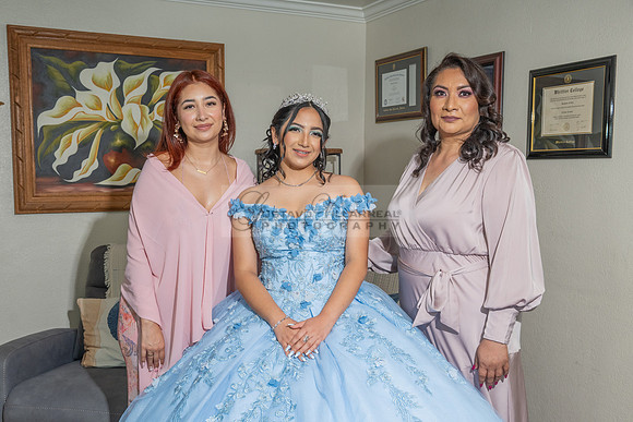 Ximena-Citlali-quinceanera-photo-session-photo-video-in-Montebello-Ca-323-633-8283