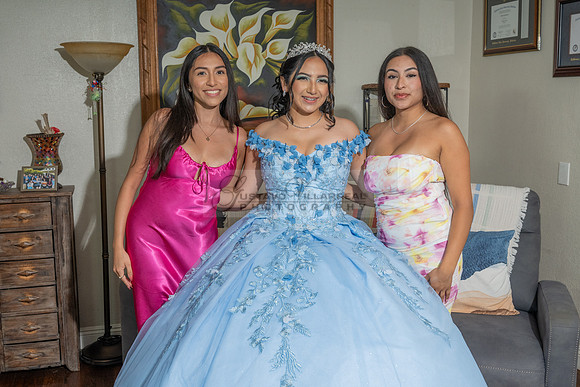 Ximena-Citlali-quinceanera-photo-session-photo-video-in-Montebello-Ca-323-633-8283