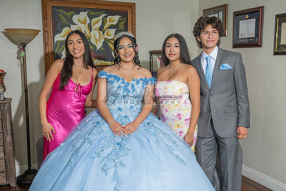 Ximena-Citlali-quinceanera-photo-session-photo-video-in-Montebello-Ca-323-633-8283