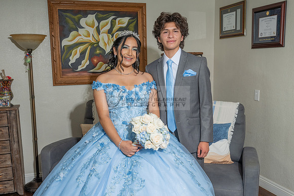 Ximena-Citlali-quinceanera-photo-session-photo-video-in-Montebello-Ca-323-633-8283