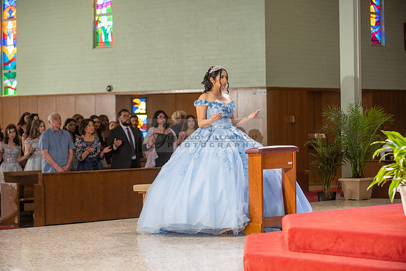 Ximena-Citlali-quinceanera-photo-session-photo-video-in-Montebello-Ca-323-633-8283