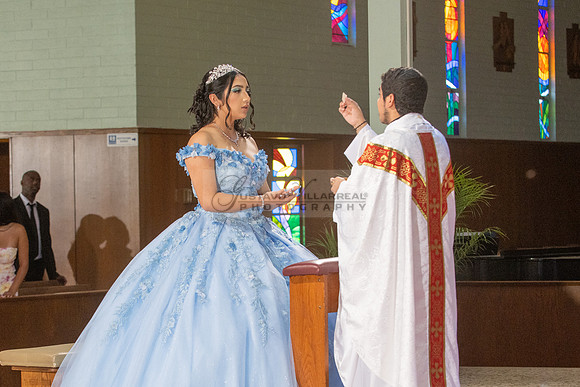 Ximena-Citlali-quinceanera-photo-session-photo-video-in-Montebello-Ca-323-633-8283