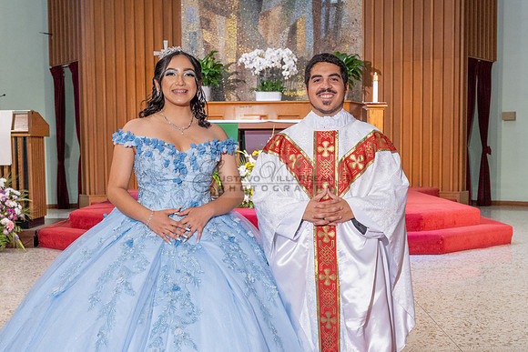 Ximena-Citlali-quinceanera-photo-session-photo-video-in-Montebello-Ca-323-633-8283