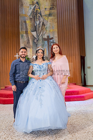 Ximena-Citlali-quinceanera-photo-session-photo-video-in-Montebello-Ca-323-633-8283