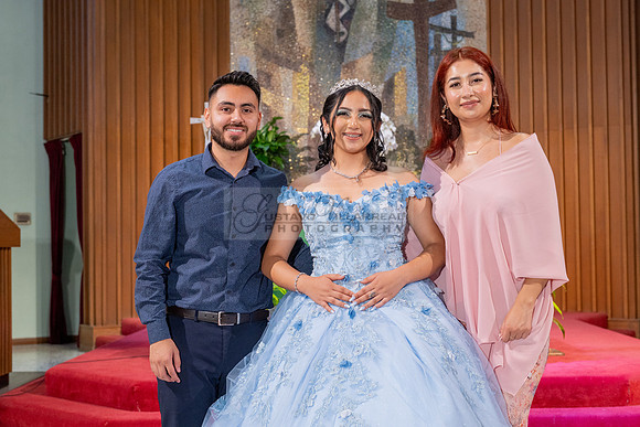 Ximena-Citlali-quinceanera-photo-session-photo-video-in-Montebello-Ca-323-633-8283