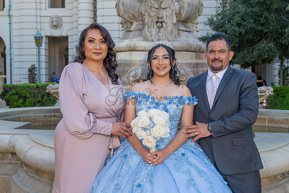Ximena-Citlali-quinceanera-photo-session-photo-video-in-Montebello-Ca-323-633-8283