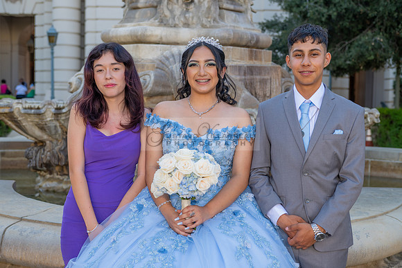 Ximena-Citlali-quinceanera-photo-session-photo-video-in-Montebello-Ca-323-633-8283