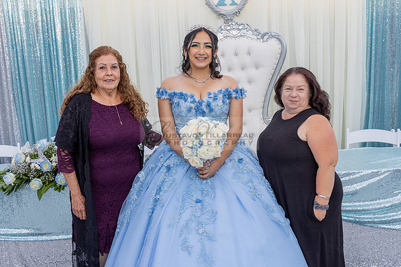 Ximena-Citlali-quinceanera-photo-session-photo-video-in-Montebello-Ca-323-633-8283