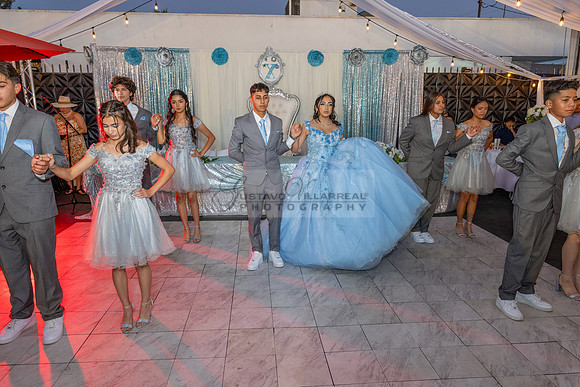 Ximena-Citlali-quinceanera-photo-session-photo-video-in-Montebello-Ca-323-633-8283