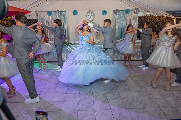 Ximena-Citlali-quinceanera-photo-session-photo-video-in-Montebello-Ca-323-633-8283