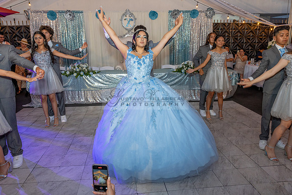 Ximena-Citlali-quinceanera-photo-session-photo-video-in-Montebello-Ca-323-633-8283