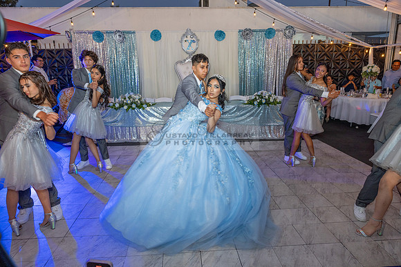 Ximena-Citlali-quinceanera-photo-session-photo-video-in-Montebello-Ca-323-633-8283