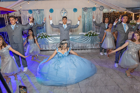 Ximena-Citlali-quinceanera-photo-session-photo-video-in-Montebello-Ca-323-633-8283