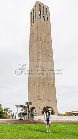 Lauren Berry graduation photos, portraits at UCSB Santa Barbara Ca. Gustavo Villarreal Photography, 323-633-8283