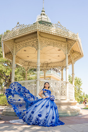 Violeta Noemi quinceanera celebration, photographer , videographer in Hacienda Heights Ca, Montebello Ca, Gustavo Villarreal Photography, 323-633-8283, www.gvphotoandvideo.com