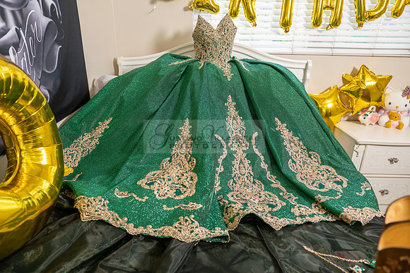 Valeria Lopez-quinceanera-celebration-photography-videography-in-Oceanside-Ca-Gustavo-Villarreal-323-633-8283