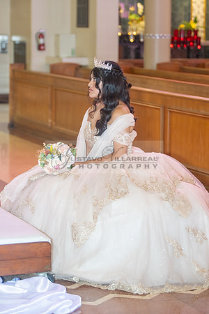 Siane-quinceanera-photo-video-in-Montebello-Ca-photographer-videographer-gustavo-villarreal-323-633-8283