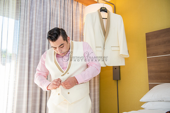 323-633-8283, Elizabeth and Nery wedding celebrations, photograp