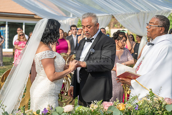 Gloria y Jose Luis Engagement photos en el rancho, caballos, Novias, La Puente Ca, 323-633-8283, www.gvphotoandvideo.com