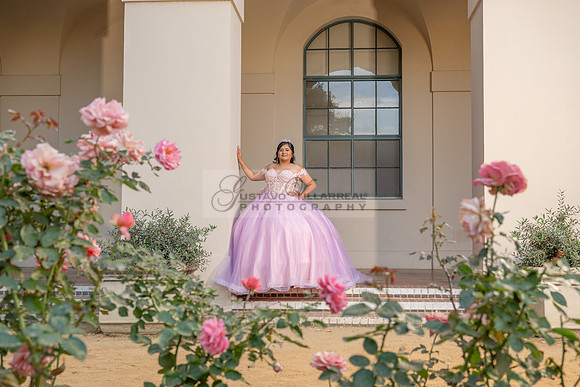 Camila Pacheco quinceanera, sweet 16, photo session in Pasadena City Hall in Pasadena California, photography and videography by Gustavo Villarreal photographer, 323-633-8283, www.gvphotoandvideo.com