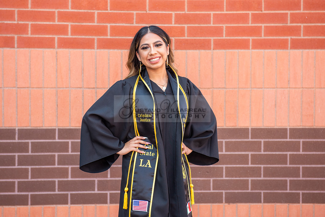 Evelyn Bernal graduation photos at California State University in Los Angeles Ca, photographer, Gustavo Villarreal
