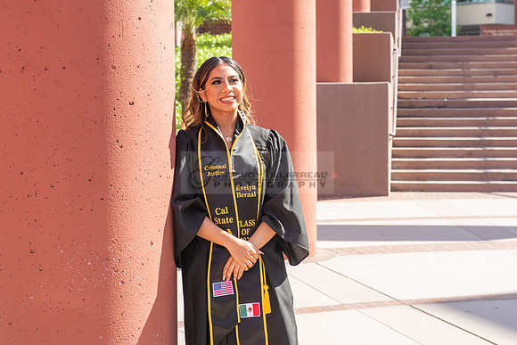 Evelyn Bernal graduation photos at California State University in Los Angeles Ca, photographer, Gustavo Villarreal